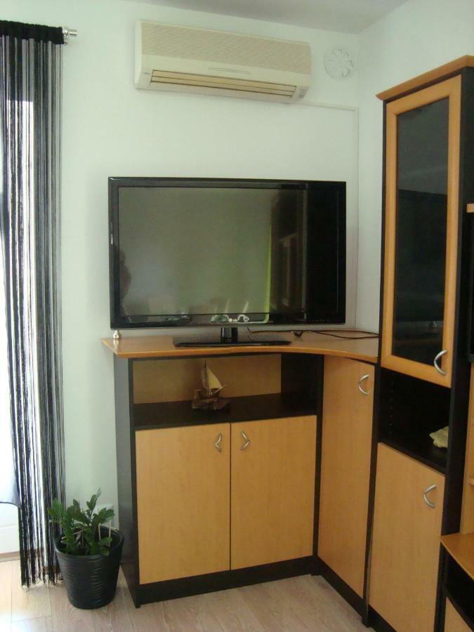 Apartment Ilina Vodice Luaran gambar