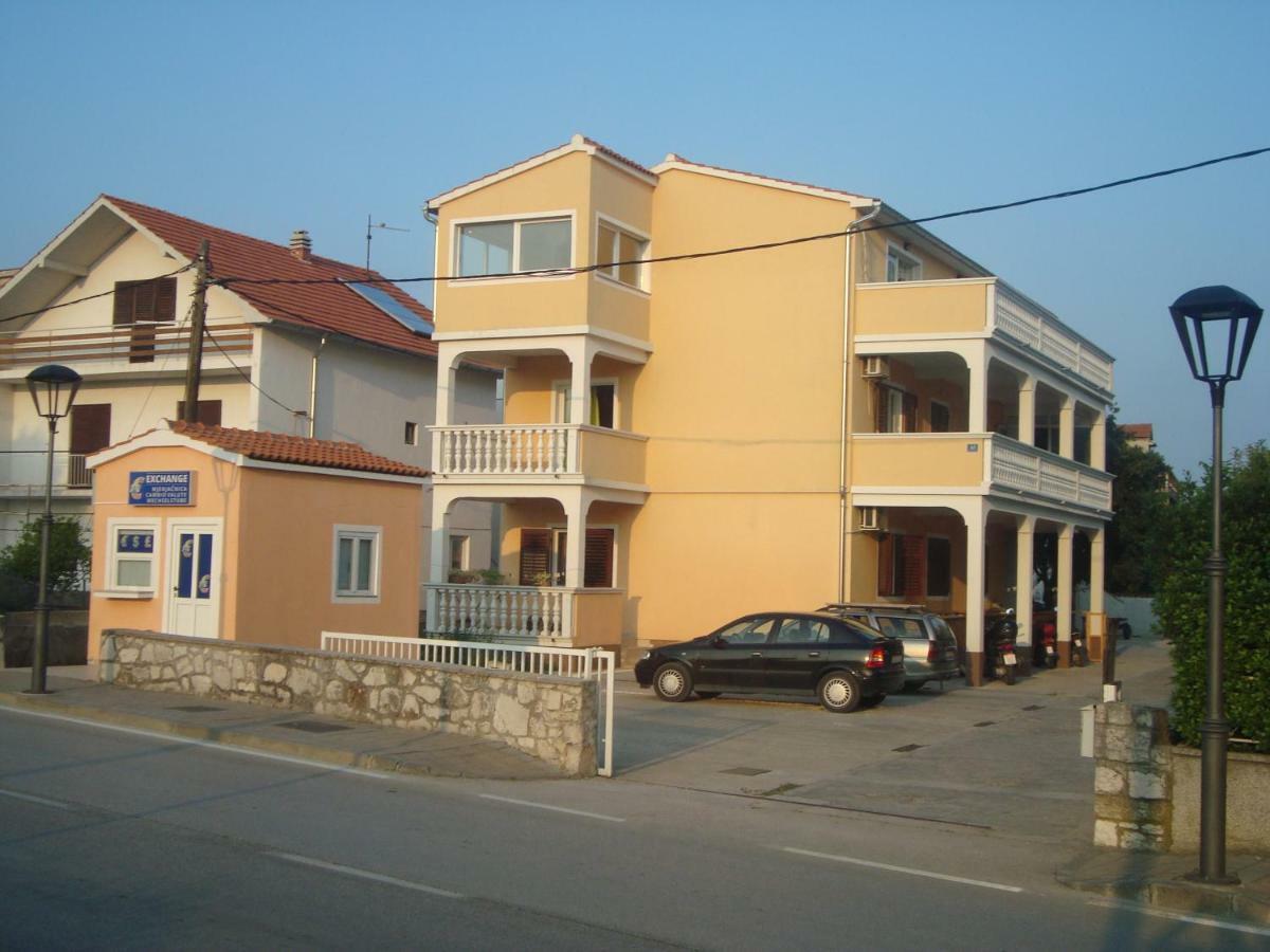 Apartment Ilina Vodice Luaran gambar