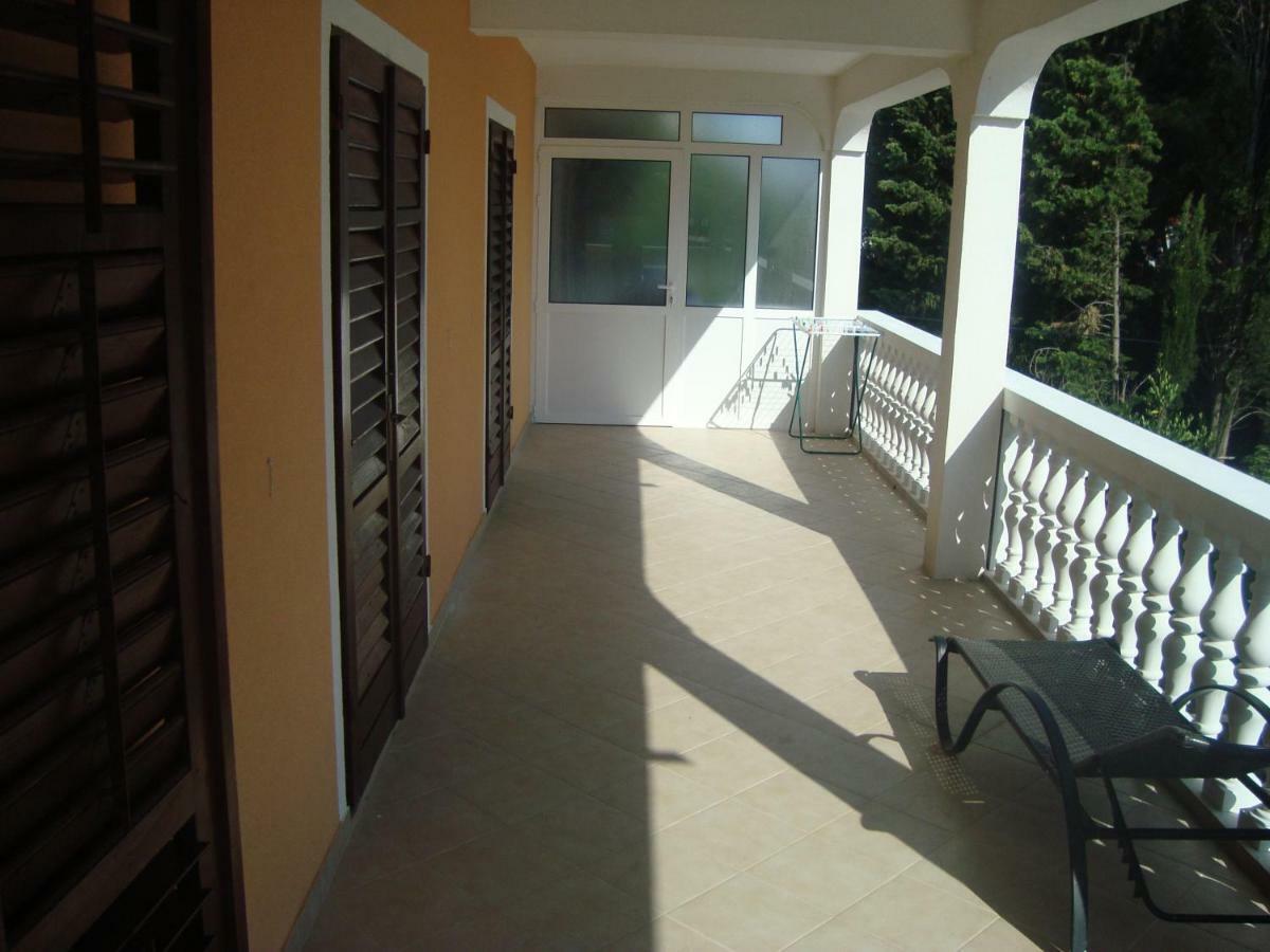Apartment Ilina Vodice Luaran gambar